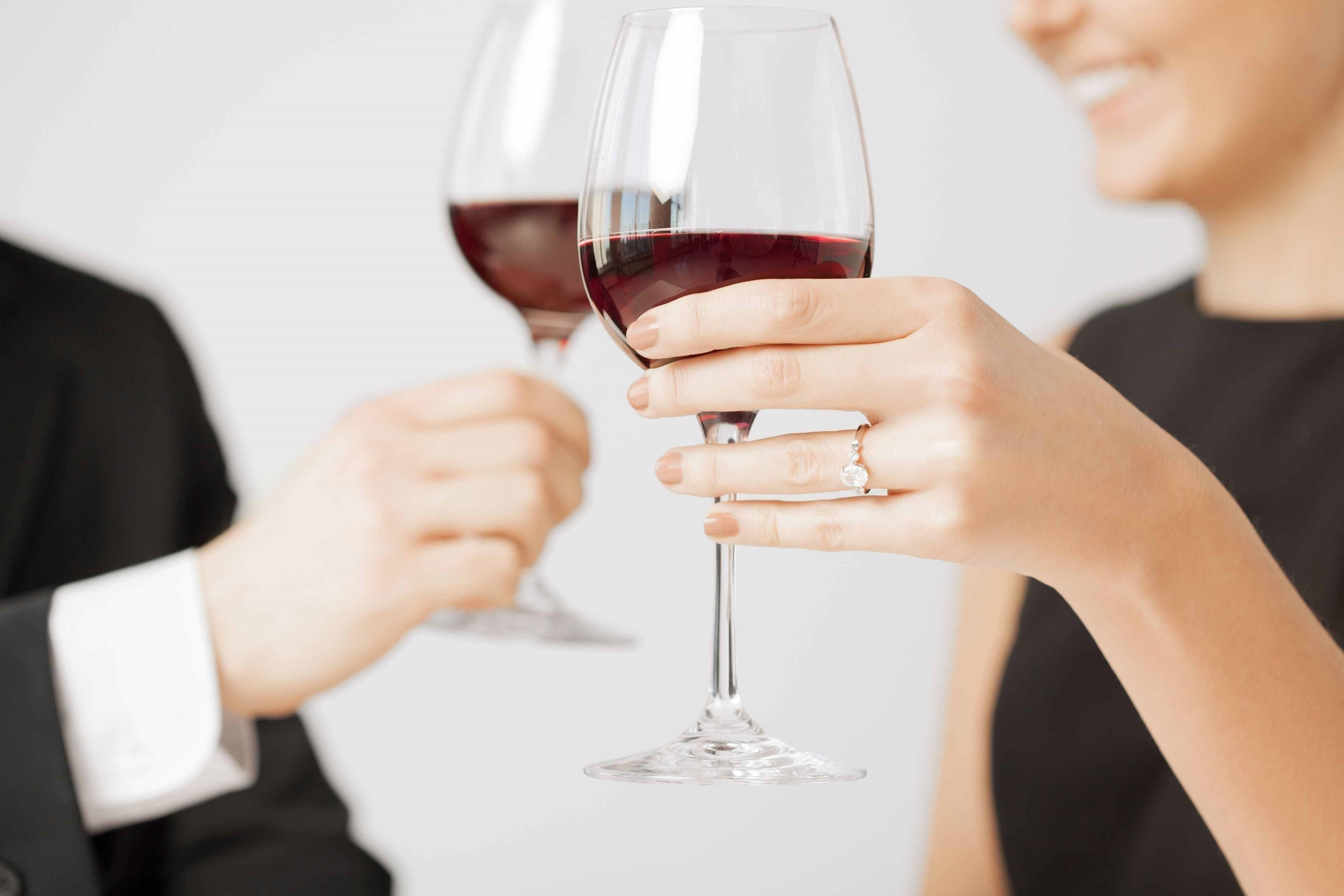 szív-egészségügyi vörösbor előnyei a férfiak számára